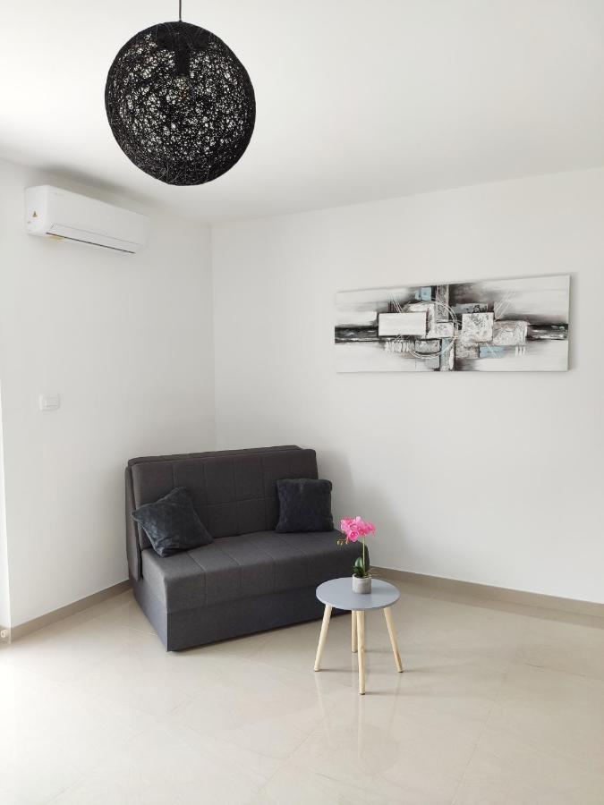 White Studio Apartman PUY Eksteriør bilde